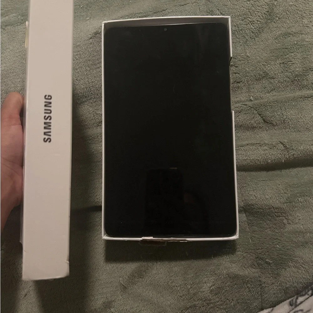 Samsung Tablet in Sleek Black